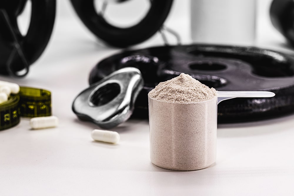 Suplemento-alimentar-creatina-e-hormonios-qual-a-diferenca-e-os-riscos-envolvidos-min.jpg